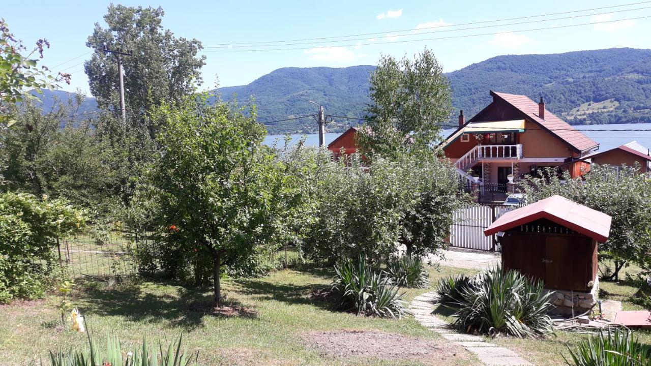 Casa Melania Villa Ieşelniţa Eksteriør billede