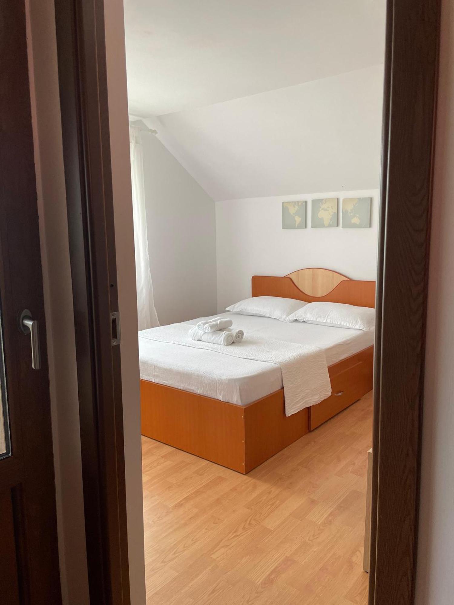 Casa Melania Villa Ieşelniţa Eksteriør billede